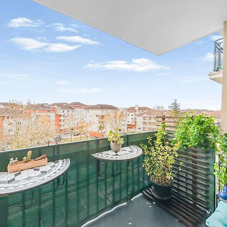 Escale Affaires Dugny-Bourget Apartment Exterior photo