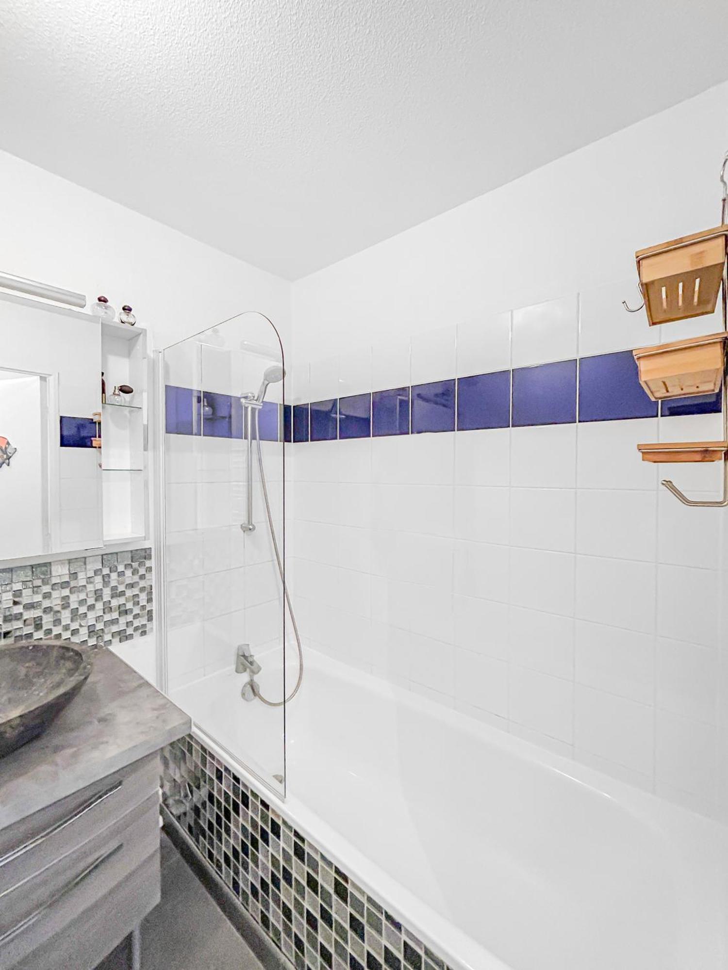 Escale Affaires Dugny-Bourget Apartment Exterior photo
